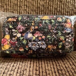 Disney Vera Bradley RFID All in One Crossbody in Classics on the Green. **NWT**